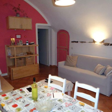 Apartment Medieval Village Isolabona エクステリア 写真