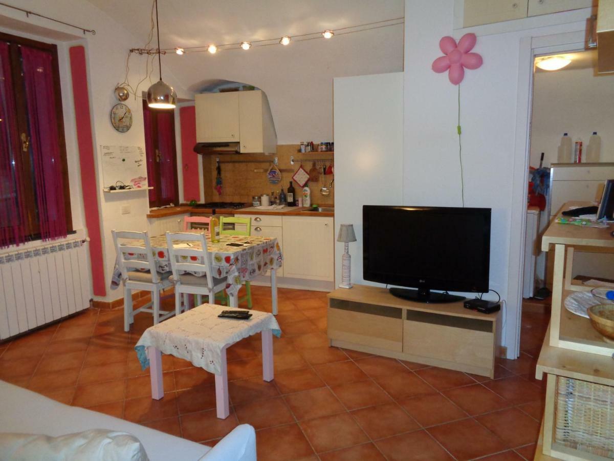 Apartment Medieval Village Isolabona エクステリア 写真