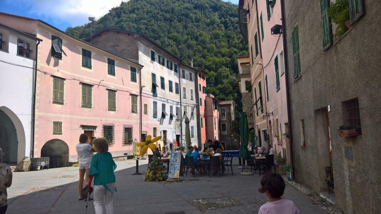 Apartment Medieval Village Isolabona エクステリア 写真