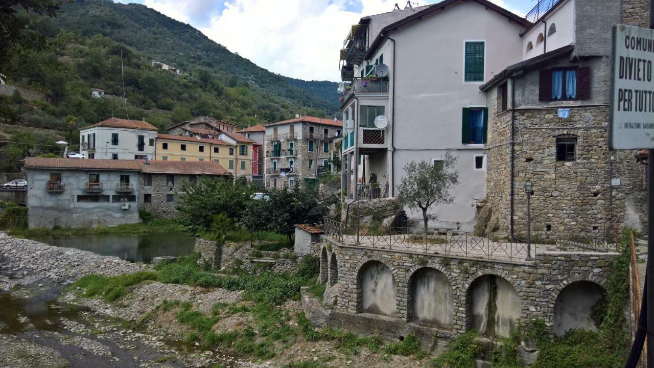 Apartment Medieval Village Isolabona エクステリア 写真