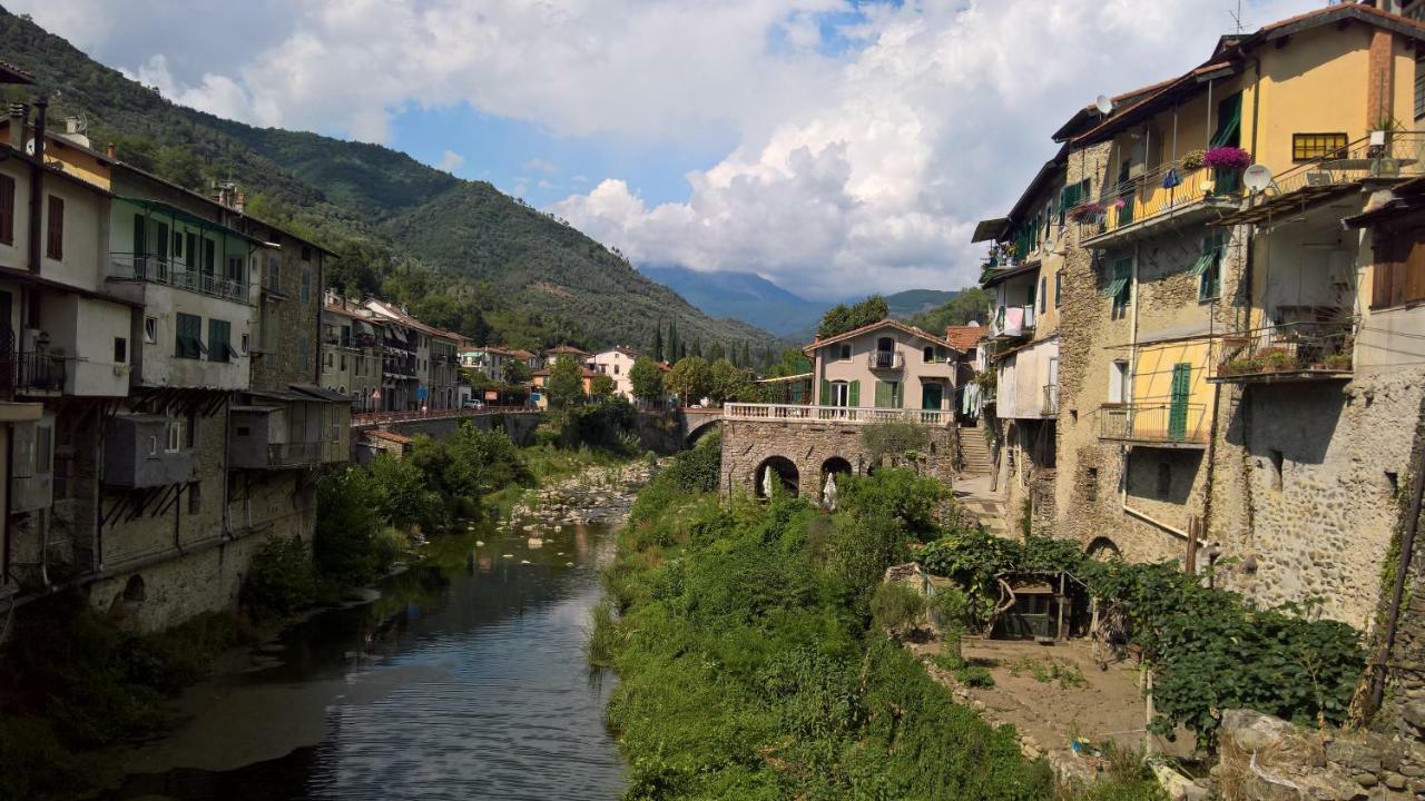 Apartment Medieval Village Isolabona エクステリア 写真